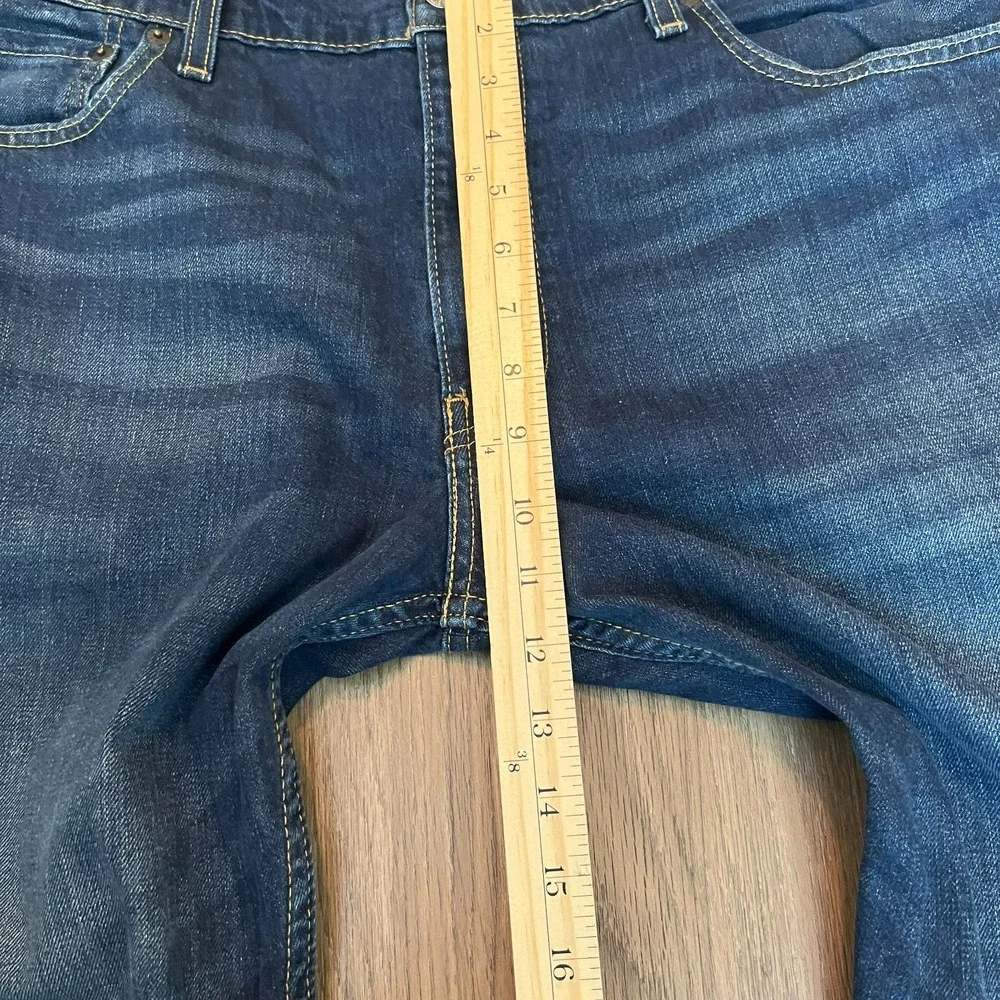 Levi's 569 Loose Straight Jeans Dark Wash Skater Cowboy Y2K Measures 38x32